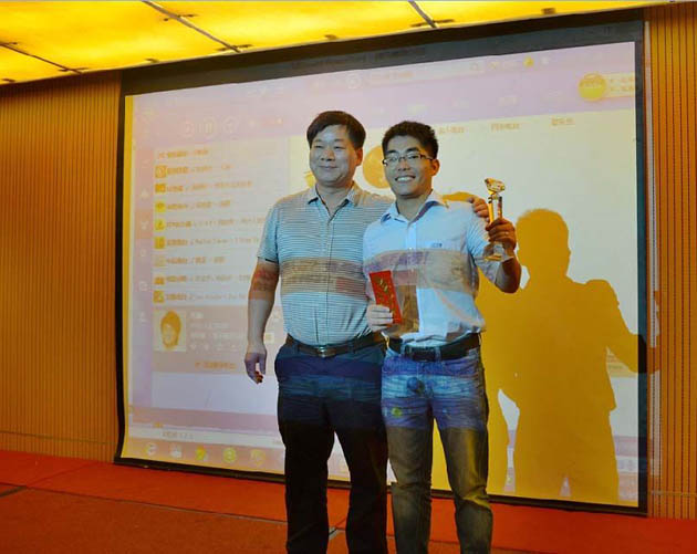 捷瑪上半年最佳業(yè)績(jī)獎(jiǎng)獲獎(jiǎng)人：鐘恩來